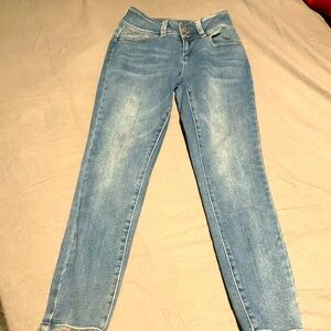 YMI Wanna Betta Butt Jeans 9/29